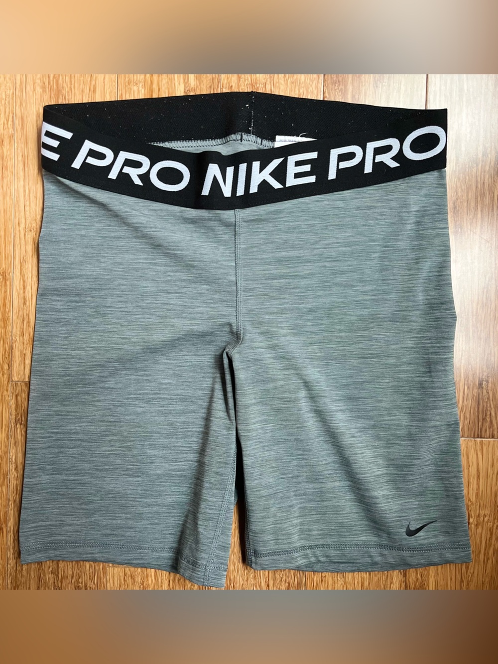 NIKE PRO Spandex Womens size large Gray Black